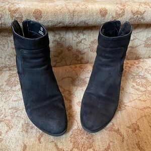 Anne Klein Black Ankle Booties